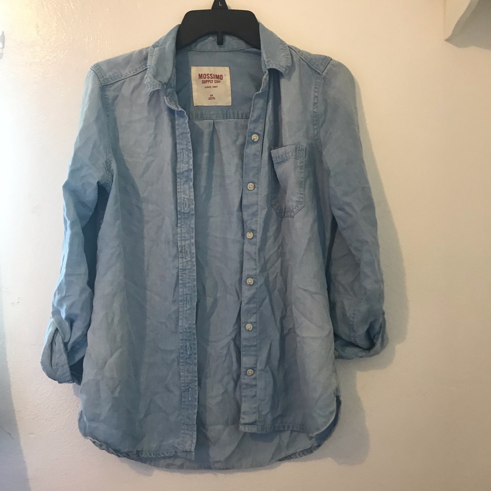 Mossimo button up shirt